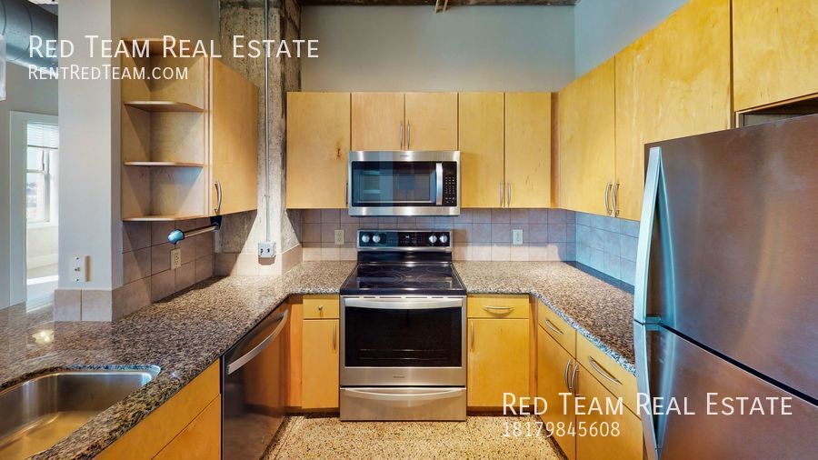High Rise Views - Historic Charm property image