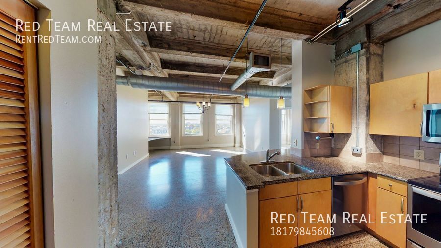 High Rise Views - Historic Charm property image
