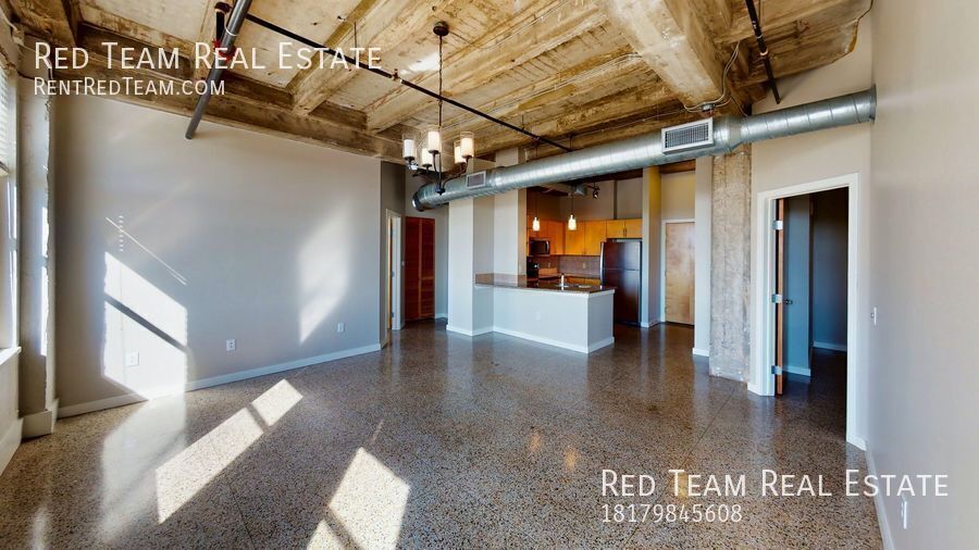 High Rise Views - Historic Charm property image