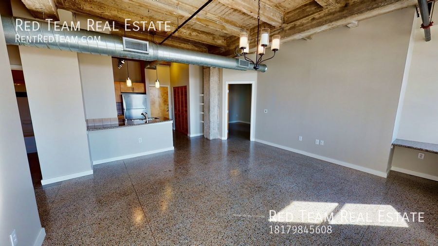 High Rise Views - Historic Charm property image