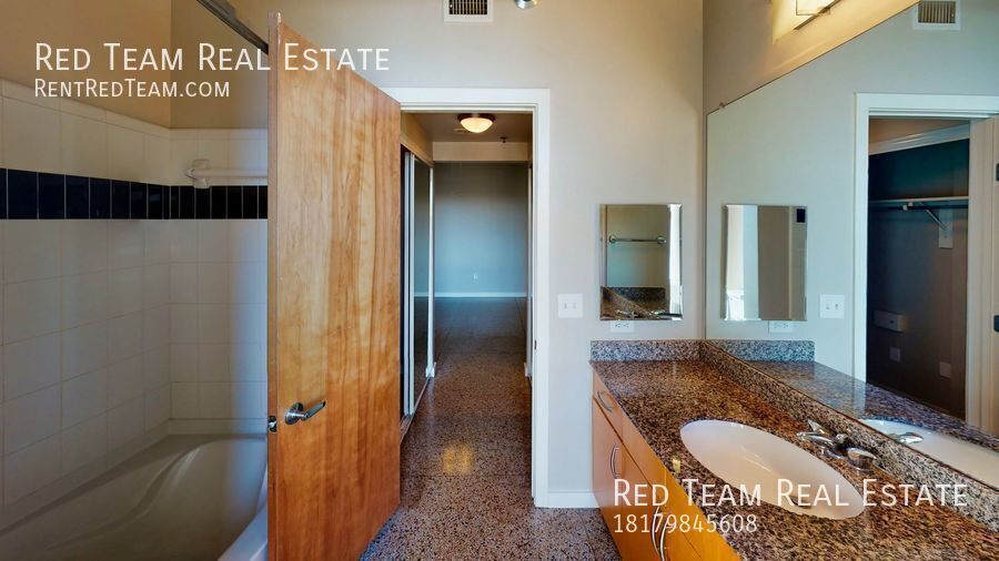 High Rise Views - Historic Charm property image