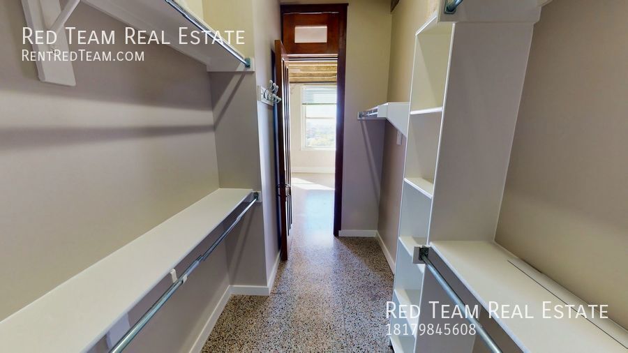 High Rise Views - Historic Charm property image