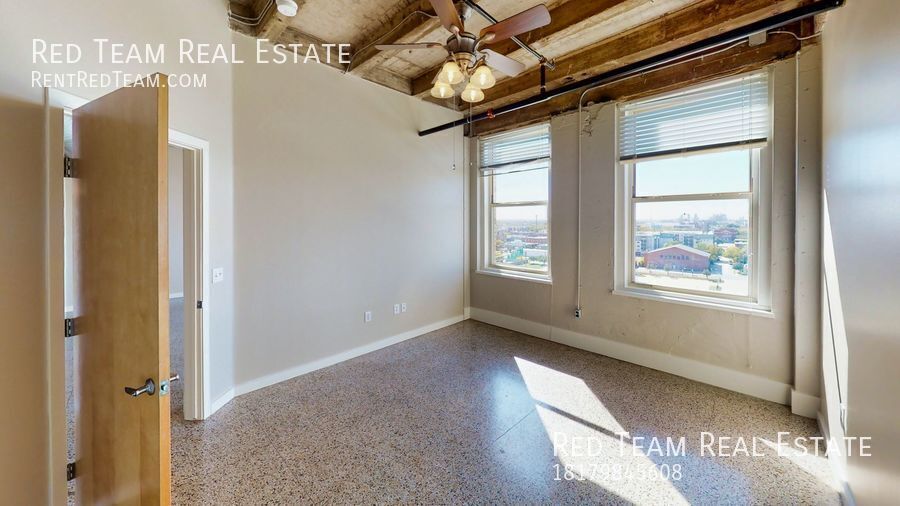 High Rise Views - Historic Charm property image