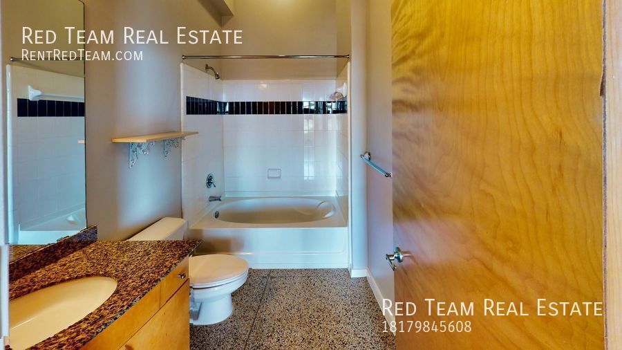 High Rise Views - Historic Charm property image