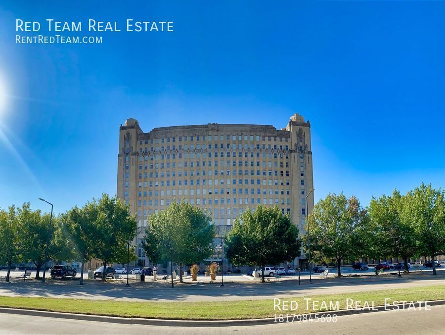High Rise Views - Historic Charm property image