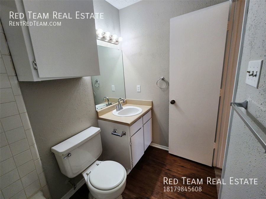 Affordable & Cozy - Zero Security Deposit property image