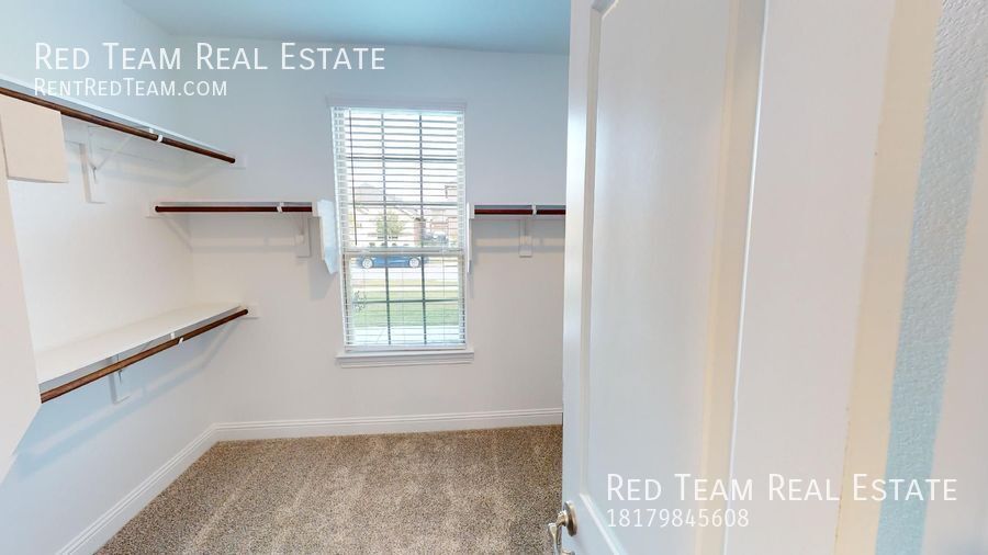 Beautiful New 3-Bedroom / 2 Bath Home in Aubrey property image