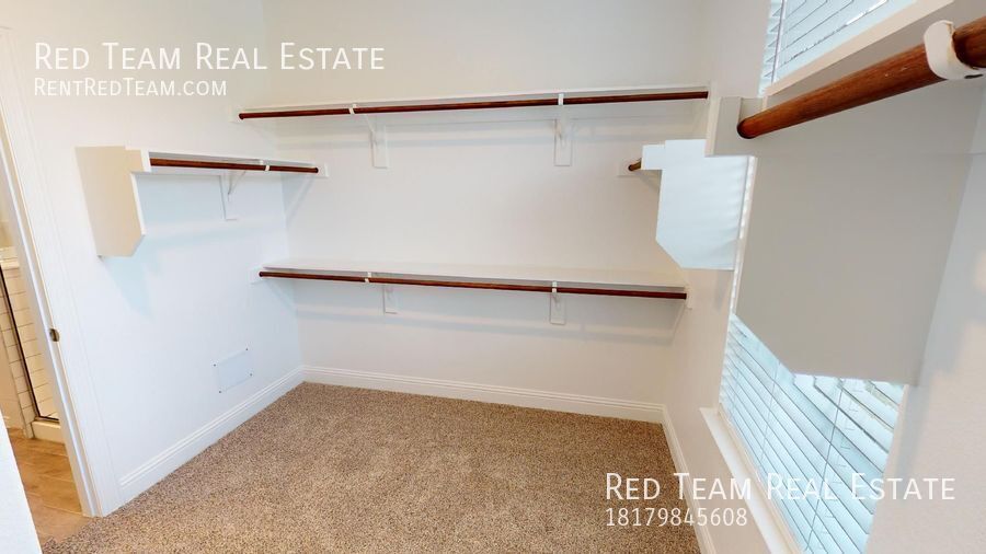 Beautiful New 3-Bedroom / 2 Bath Home in Aubrey property image