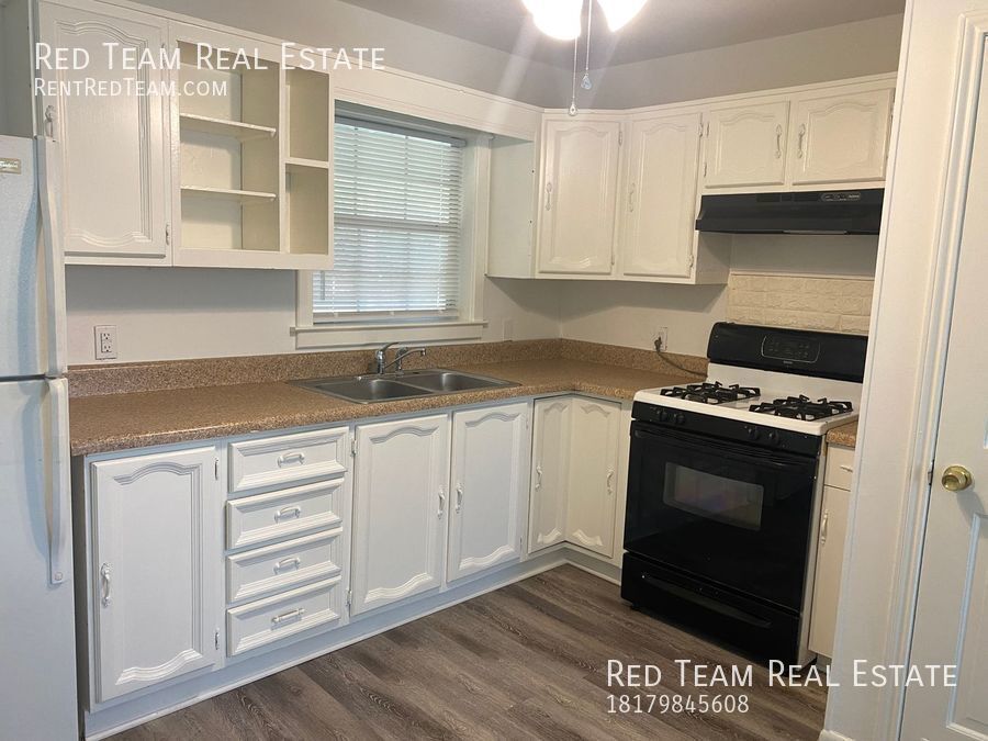 Centrally located Home in Hurst property image