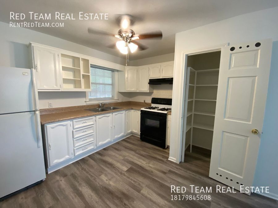 Centrally located Home in Hurst property image