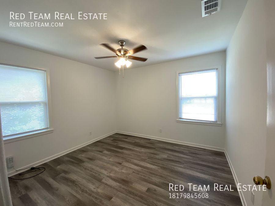 Centrally located Home in Hurst property image