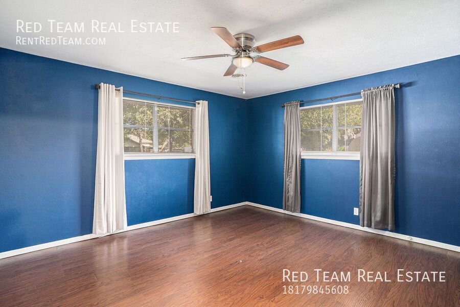 Great 3 Bedroom with Detached Workshop and we will do the Lawn! property image