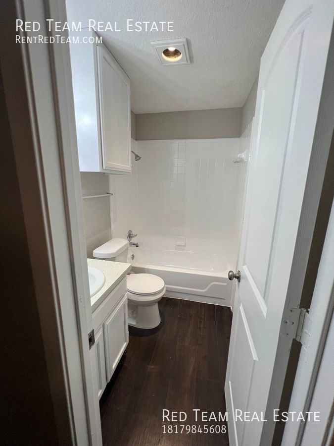 2 Bedroom Apartment Near General Motors property image